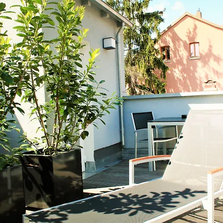 Zeitwohnhaus Suite-hotel & Serviced מלון 3*