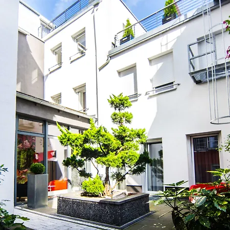 호텔 Zeitwohnhaus Suite-hotel & Serviced 3*