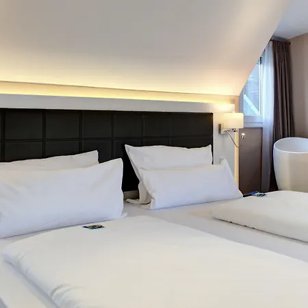 Zeitwohnhaus Suite-hotel & Serviced מלון ארלנגן