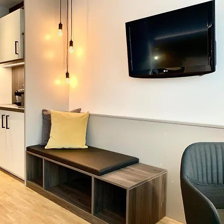 Hotel Zeitwohnhaus Suite-hotel & Serviced 3*