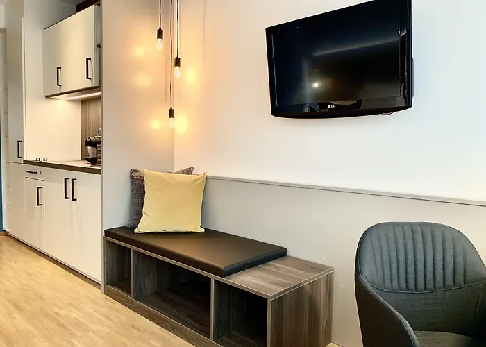 Zeitwohnhaus Suite-hotel & Serviced מלון 3*
