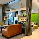 Zeitwohnhaus Suite-hotel & Serviced מלון ארלנגן