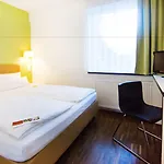 מלון Zeitwohnhaus Suite-hotel & Serviced ארלנגן