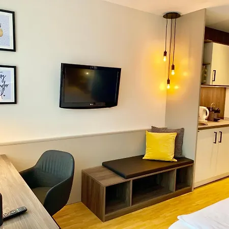 Zeitwohnhaus Suite-hotel & Serviced 3*